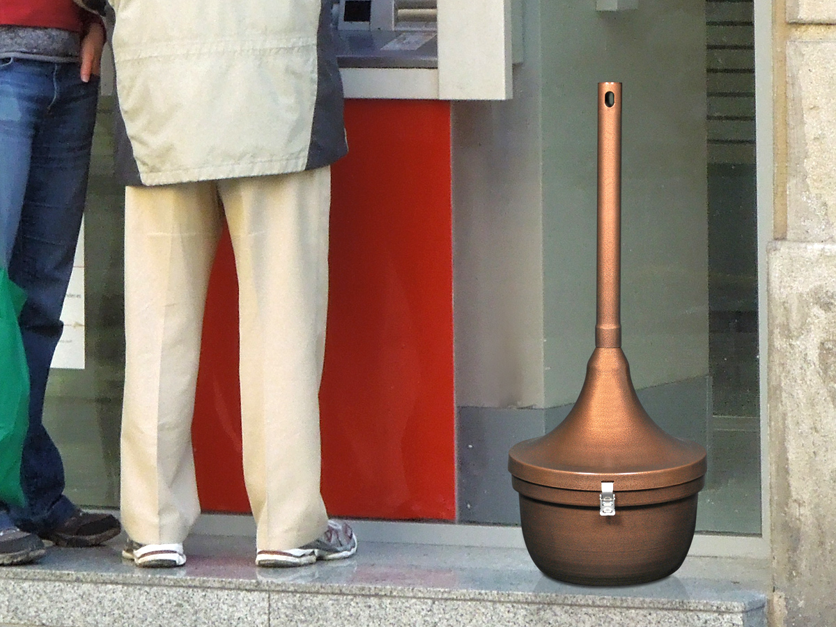 Smoker's Oasis™ Cigarette Receptacle